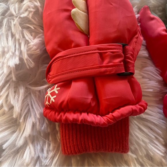 Fleece Lined Mittens - Picture 2 of 8